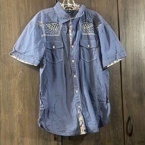 Victorious Los Angeles blue short sleeve button-up shirt. 
Size XL